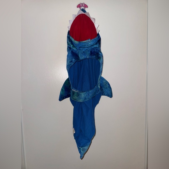 Petco Bootique Shark Hooded Pet Halloween Costume XL (Fits Medium Sized Dog) - Picture 3 of 7